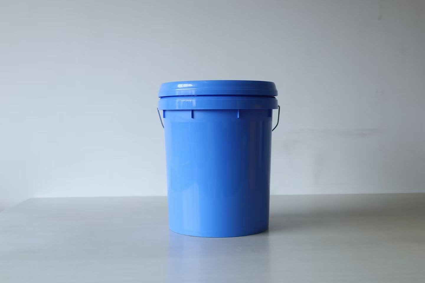 18L Sealed Plastic Pail