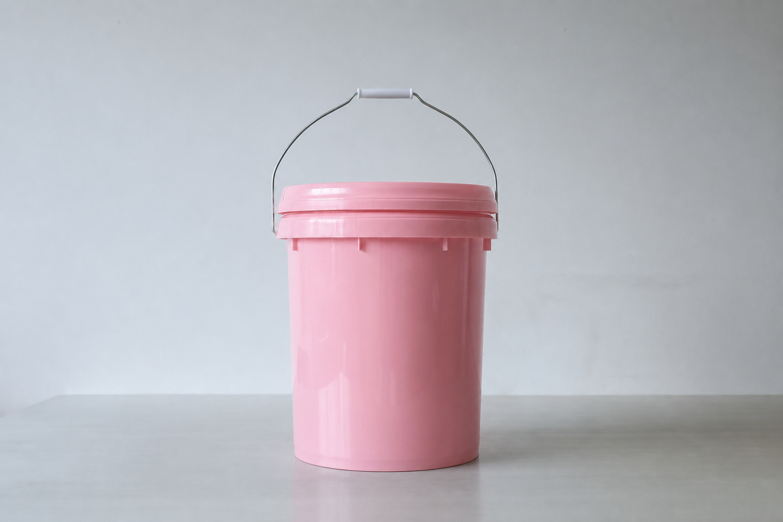 1L Lubricant Grease Plastic Pail