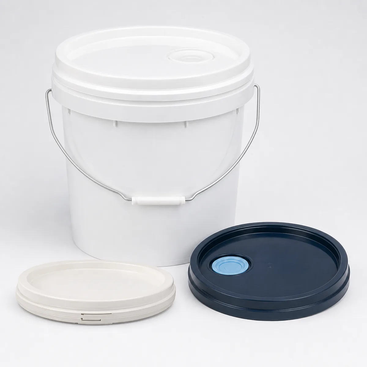 PP pail with lid options